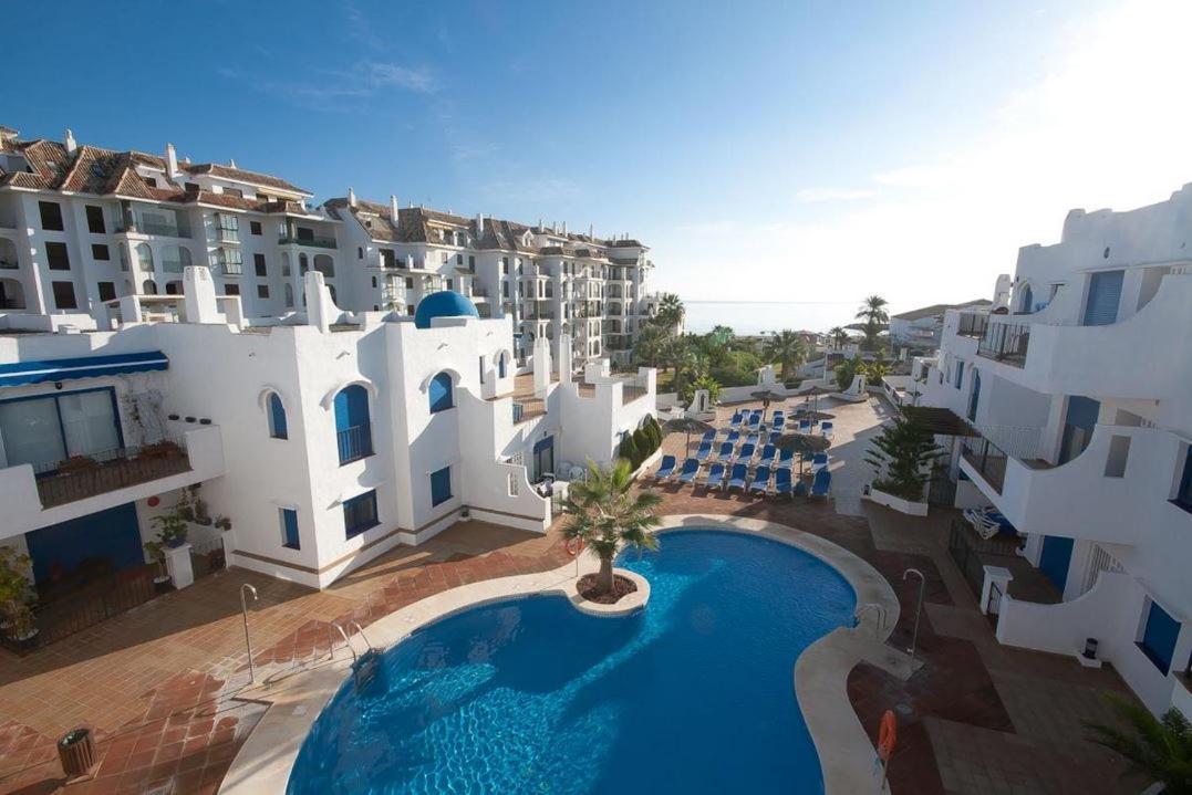 28 Mikonos Playa In Puerto De La Duquesa 2 Bed 2 Bath Apartment Ideally Located To The Beach & Marina Castillo de Sabinillas Esterno foto
