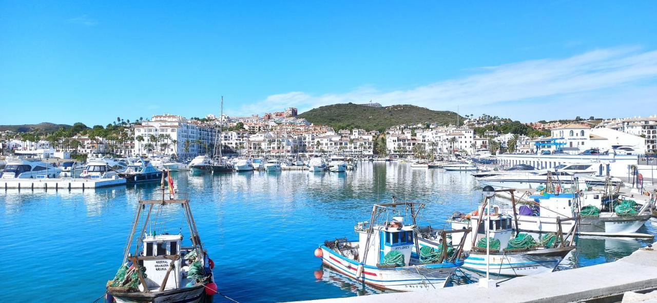 28 Mikonos Playa In Puerto De La Duquesa 2 Bed 2 Bath Apartment Ideally Located To The Beach & Marina Castillo de Sabinillas Esterno foto